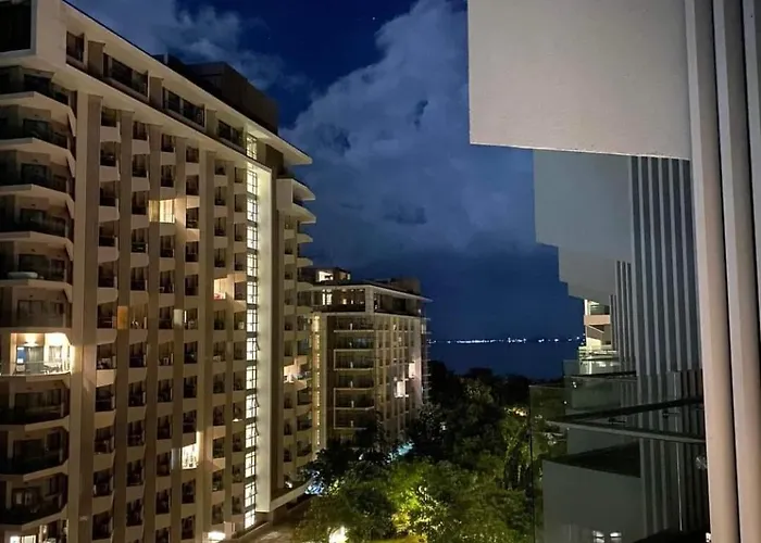 Apartment Tambuli Seaside Living & Tower F, Fuego Building *