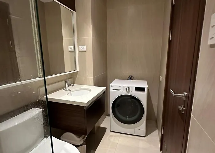 Apartment Tambuli Seaside Living & Tower F, Fuego Building *